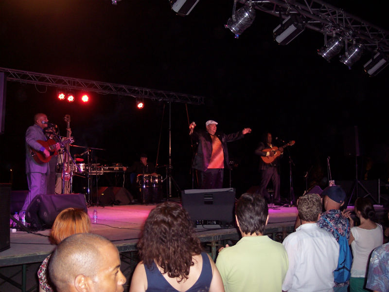 100_8765a