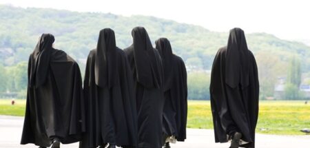 Παγκόσμια Ημέρα Γυναίκας: Ο μισογυνισμός του χριστιανισμού