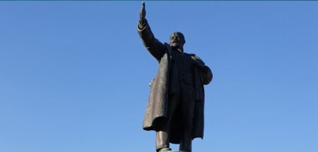 4 μέρες στην πόλη του Λένιν lenin3