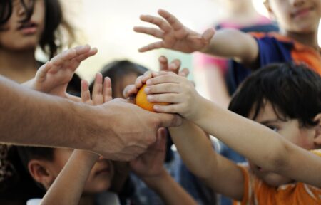 Ρωσία: Κάτω από το όριο της φτώχειας 1 στα 4 παιδιά paidia