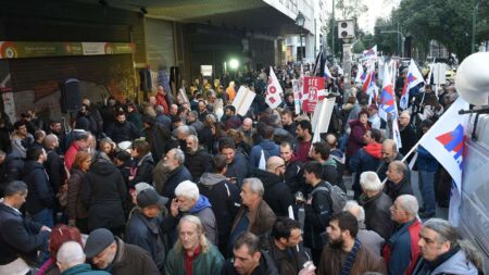 ΠΑΜΕ Κινητοποίηση στο υπουργείο Εργασίας για το Ασφαλιστικό