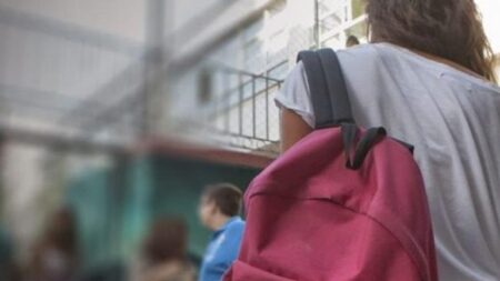 Πύργος: Μαθήτρια Γυμνασίου λιποθύμησε από την πείνα mathitria6
