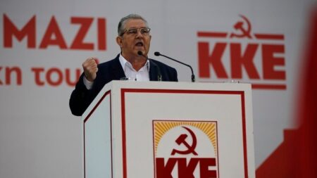 Δ. Κουτσούμπας: Ο λαός όρθιος και δυνατός για να ζήσει τη δική του Ανάσταση Koutsoubas29