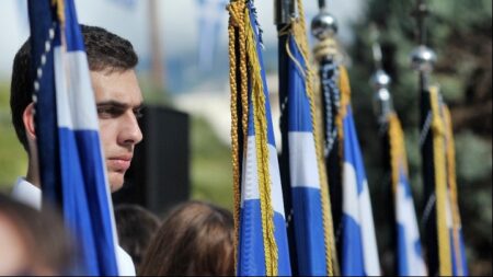 Πώς θα εορταστεί η επέτειος της 28ης Οκτωβρίου στα γυμνάσια και τα λύκεια eortasmos 28 oktovrioy