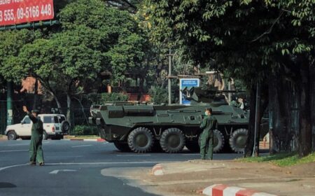 Στρατιωτικό πραξικόπημα στη Μιανμάρ: Συνελήφθη η πολιτική ηγεσία της χώρας myanmar coup