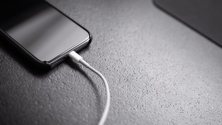 Ένας φορτιστής για όλα στην ΕΕ