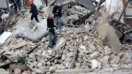 Ιταλικό δικαστήριο: “Ευθύνονται και τα θύματα για το ότι έχασαν την ζωή τους στο σεισμό της Λ’Άκουιλα”