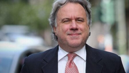 Ο «παρεξηγημένος» νόμος Κατρούγκαλου και τα αυξημένα όρια ηλικίας