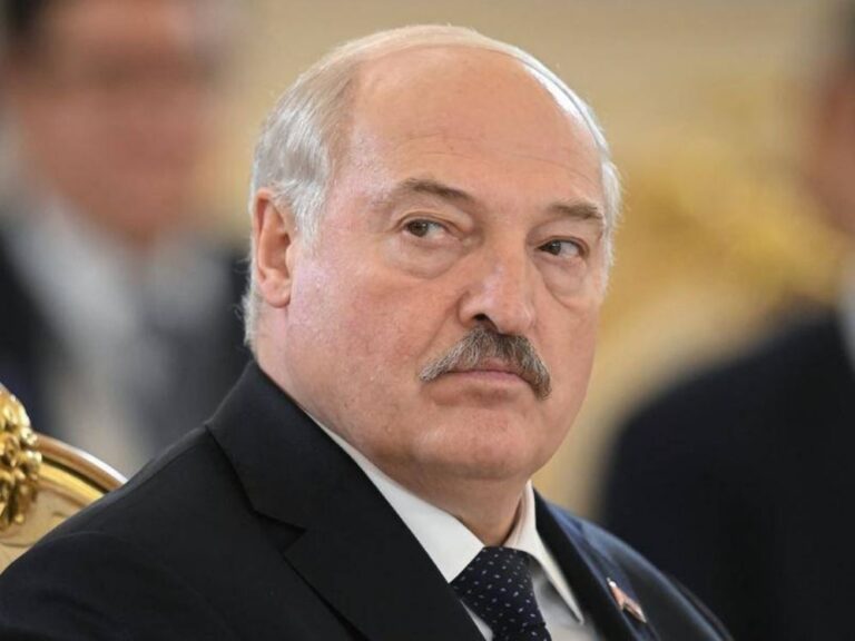 Α. Λουκασένκο: Υπάρχουν πυρηνικά για όλους