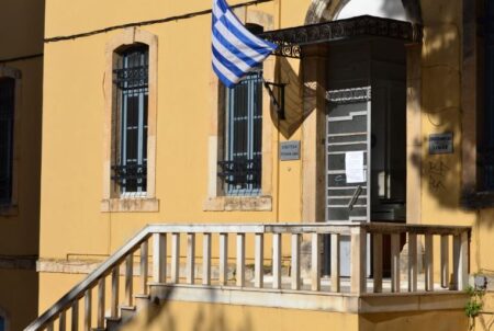 Χανιά: Στον εισαγγελέα 9 συλληφθέντες για την υπόθεση των παράνομων υιοθεσιών