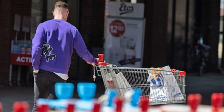 Η Ολλανδία σημείωσε τη μεγαλύτερη πτώση της αγοραστικής δύναμης εδώ και 40 χρόνια