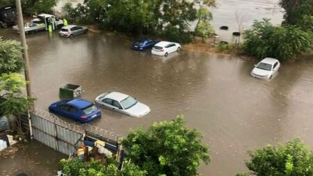 Ανοχύρωτη η «πρότυπη τουριστική πόλη» της Αθήνας του κ. Μπακογιάννη – Η «Λαϊκή Συσπείρωση» για τις πλημμύρες