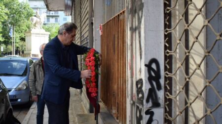 Θεσσαλονίκη :Κατάθεση στεφάνων από την Κ.Ο. Κεντρικής Μακεδονίας του ΚΚΕ για την «μαύρη» επέτειο των 57 ετών από τη δικτατορία
