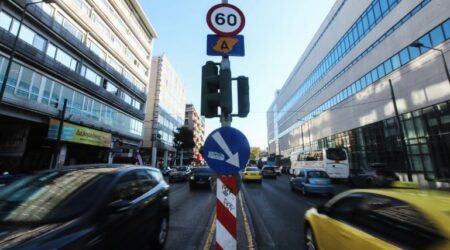 Σε ισχύ από σήμερα ο δακτύλιος στην Αθήνα