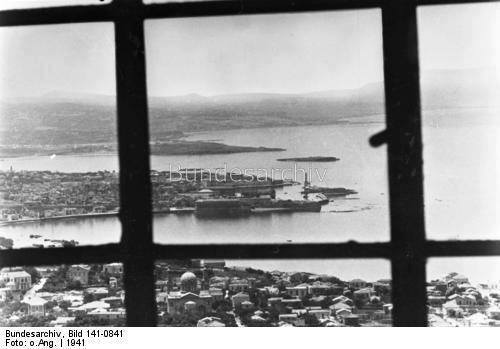 1941 Χανιά, αεροπορική λήψη του ταγματάρχη Heidrich απο το παράθυρο ενός βομβαρδιστικού Junker 88