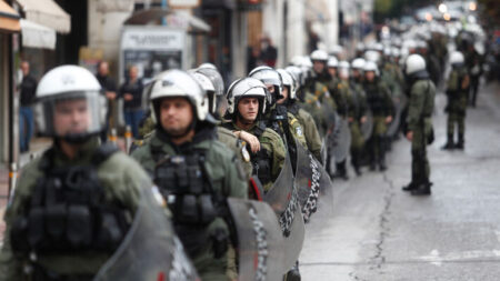 ΚΝΕ: Καταγγέλλει το κλίμα τρομοκρατίας στο κέντρο της Αθήνας με ευθύνη της κυβέρνησης