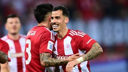 Ολυμπιακός – Παναθηναϊκός: Μένει μόνο η στέψη για τον Ολυμπιακό