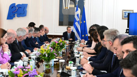 Ανακοίνωση του ΚΚΕ για τις εξαγγελίες της κυβέρνησης σχετικά με τον κατώτατο μισθό
