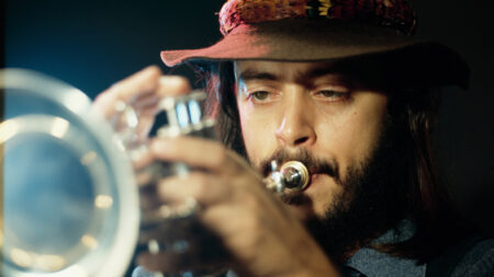 “_Έφυγε” ο βραβευμένος με Grammy μουσικός της τζαζ, Τσακ Μαντζόνε