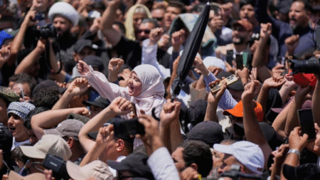 Ιράκ: Διαδηλώσεις στους 50+οC