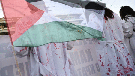 ΟΕΝΓΕ-ΕΙΝΑΠ: “Βόμβες στα σχολεία και στα νοσοκομεία, δεν είναι αυτοάμυνα είναι γενοκτονία”