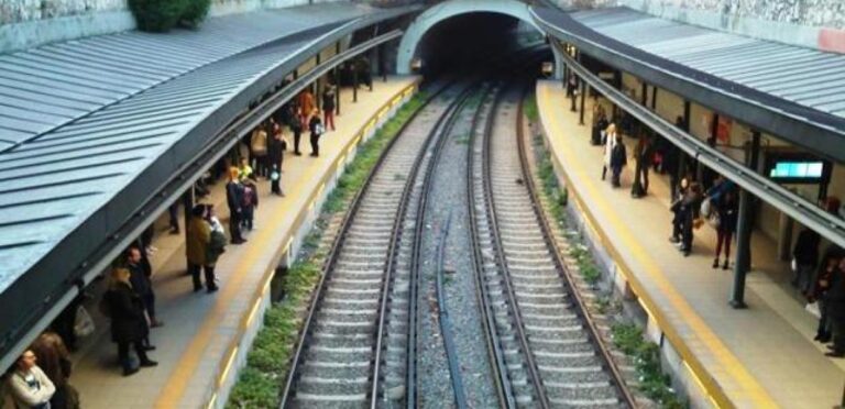 Η ΣΤΑΣΥ επιβεβαιώνει δημοσιεύματα για προβλήματα στατικότητας στο σταθμό “Μοναστηράκι”