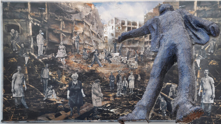 Υπάρχει στρατευμένη Τέχνη;