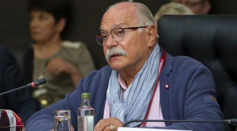 Νικίτα Μιχαλκόφ: Μεγάλος σκηνοθέτης με αμφιλεγόμενη προσωπικότητα