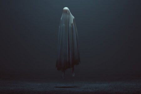 Δημιουργώντας… “φαντάσματα” – Του Αλέκου Χατζηκώστα