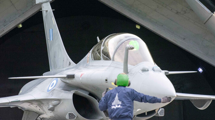 “Λεφτόδεντρα” για ΝΑΤΟικούς εξοπλισμούς και εμπλοκή