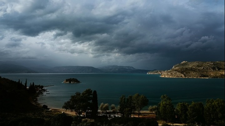Ισχυρές βροχές και καταιγίδες από σήμερα – Σε ποιες περιοχές θα εκδηλωθούν