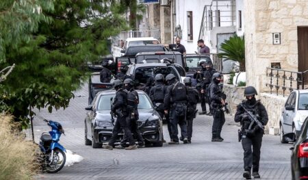 Βεντέτα στα Βορίζια: Συλλήψεις και καταζητούμενοι – Σε αστυνομικό κλοιό το χωριό