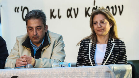 Την παραίτηση της Καρυστιανού ζήτησε το ΔΣ του Συλλόγου Συγγενών Θυμάτων των Τεμπών