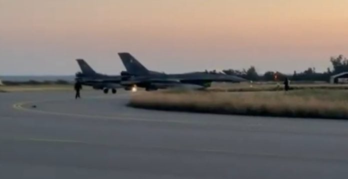 «Τυπικό μέτρο» λένε η εκκένωση της πρεσβείας των ΗΠΑ στην Κύπρο, ενώ πανηγυρίζουν για ΝΑΤΟική επιχείρηση «αναχαίτισης» από ελληνικά F16