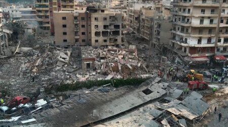 Συνεχίζονται τα ισραηλινά εγκλήματα στον Λίβανο, εν μέσω νέων “προειδοποιήσεων” από το Ιράν και παρά τις “διαβεβαιώσεις” του Τραμπ